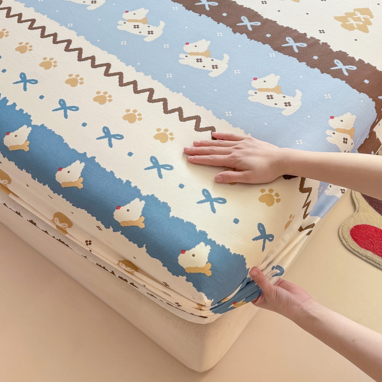 91家纺网 家纺一手货源 找家纺 博雅 2025新款全棉床笠小卡通印花床笠 雪地小狗