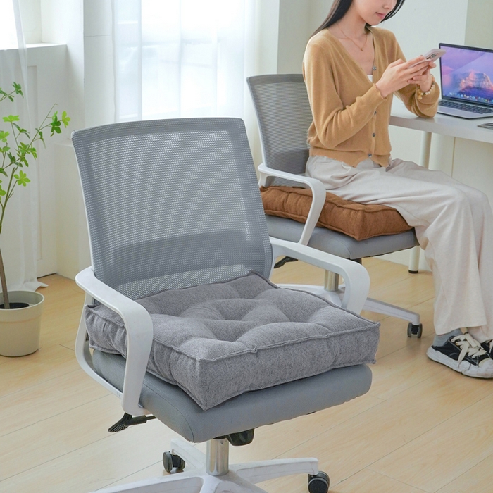 91家纺网 家纺一手货源 找家纺 囍莱家纺 2026新款柯布西耶方块坐垫 浅灰