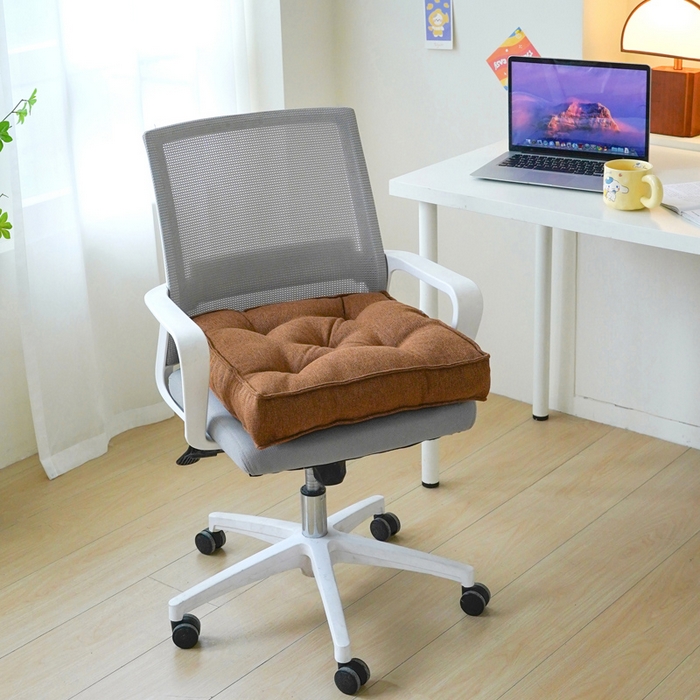 91家纺网 家纺一手货源 找家纺 囍莱家纺 2026新款柯布西耶方块坐垫 棕色