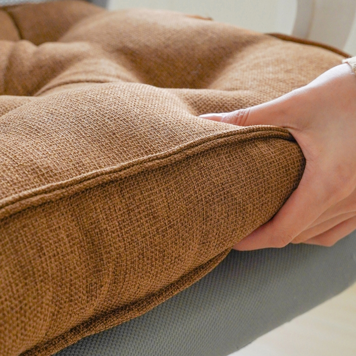 91家纺网 家纺一手货源 找家纺 囍莱家纺 2026新款柯布西耶方块坐垫 棕色