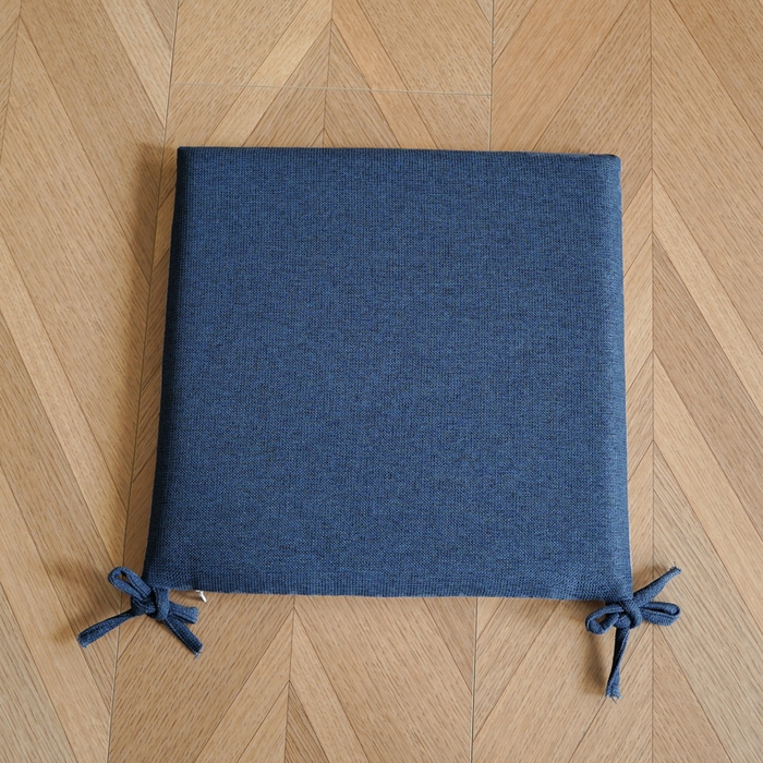 91家纺网 家纺一手货源 找家纺 囍莱家纺 2026新款记忆棉方形坐垫 海军蓝