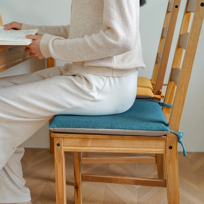 91家纺网 家纺一手货源 找家纺 囍莱家纺 2026新款记忆棉方形坐垫 绿色