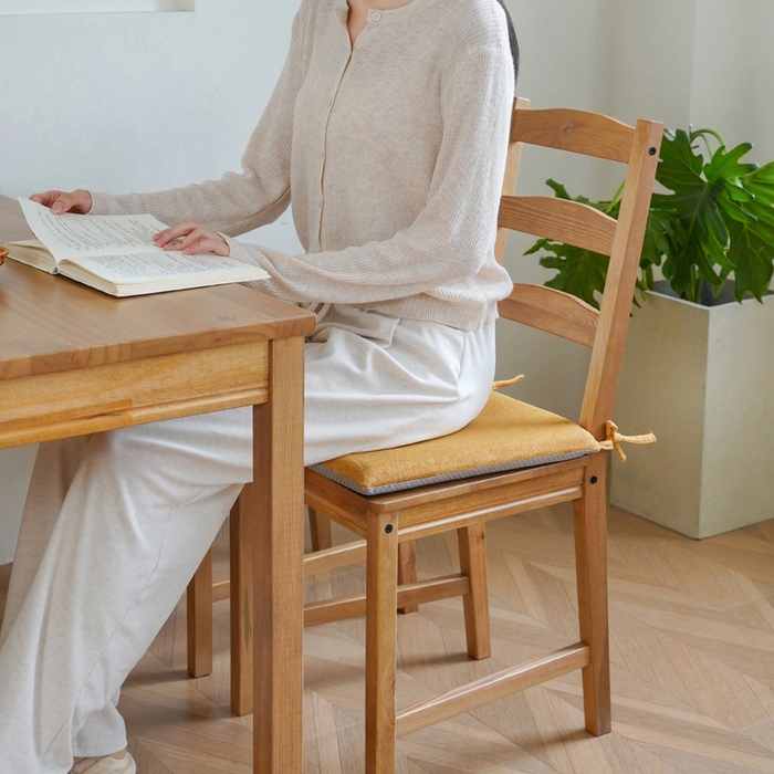 91家纺网 家纺一手货源 找家纺 囍莱家纺 2026新款记忆棉方形坐垫 土黄