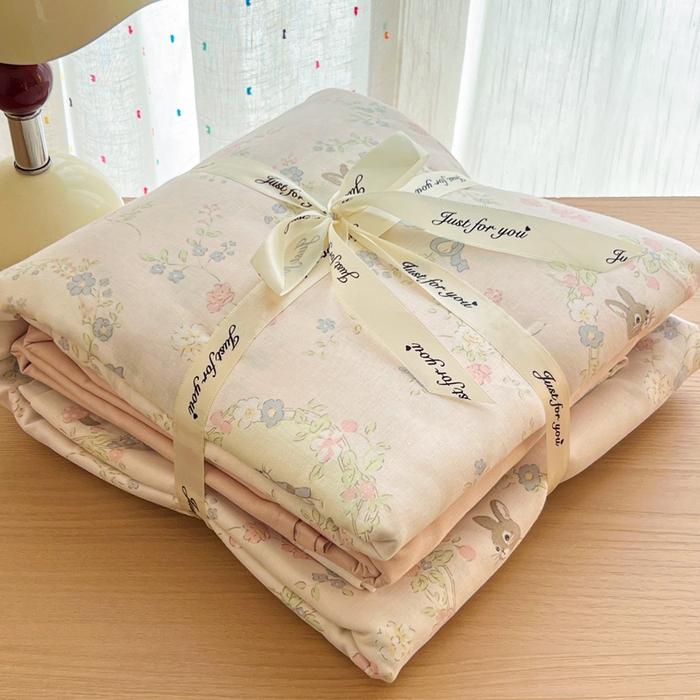 91家纺网 家纺一手货源 找家纺 一比一家纺 2026新款全棉双层纱四件套 安琪拉兔