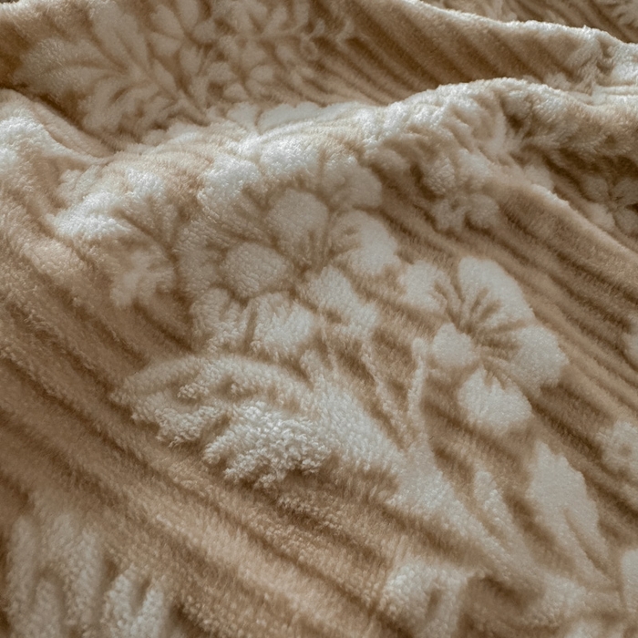 91家纺网 家纺一手货源 找家纺 （总）欣宜家纺 2025新款雕花绒牛奶绒四件套