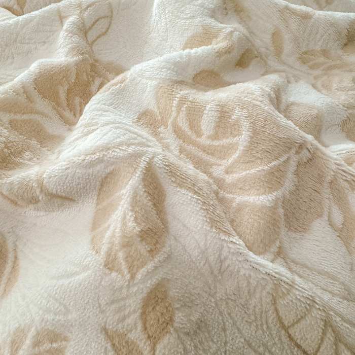 91家纺网 家纺一手货源 找家纺 欣宜家纺 2025新款雕花绒牛奶绒四件套 玫瑰花舞-咖