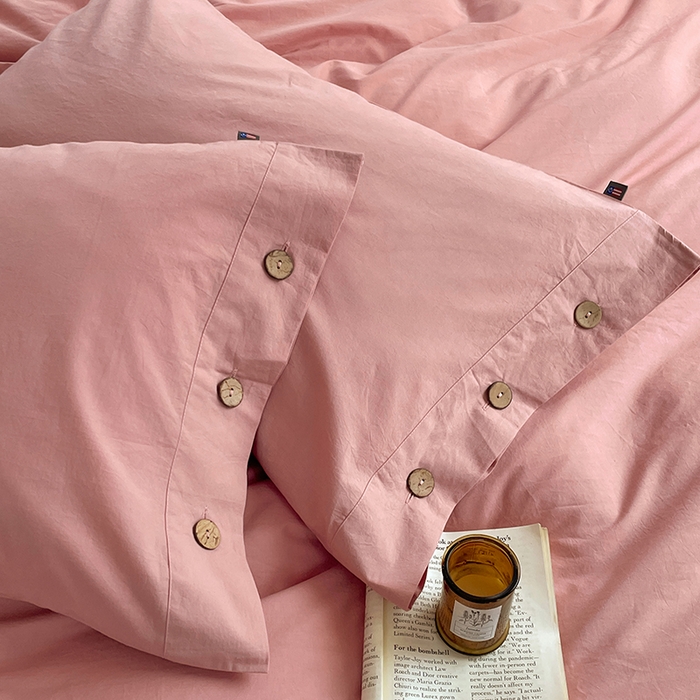 91家纺网 家纺一手货源 找家纺 yyds网供 2026新款A类仿汉麻棉麻纽扣款四件套复古水洗棉无印风三件套酒店民宿 纽扣樱岚粉