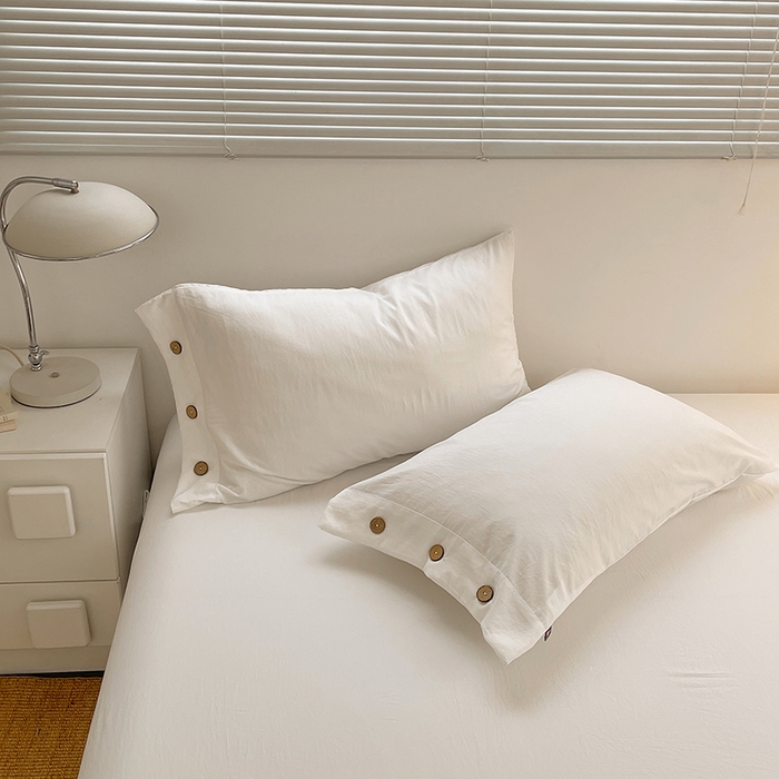 91家纺网 家纺一手货源 找家纺 yyds网供 2026新款A类仿汉麻棉麻纽扣款四件套复古水洗棉无印风三件套酒店民宿 纽扣月光白