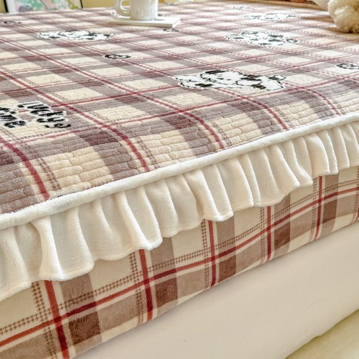 91家纺网 家纺一手货源 找家纺 欣宜家纺 2025秋冬新款韩版牛奶绒床笠法式花边床罩床垫保护套 乐奇