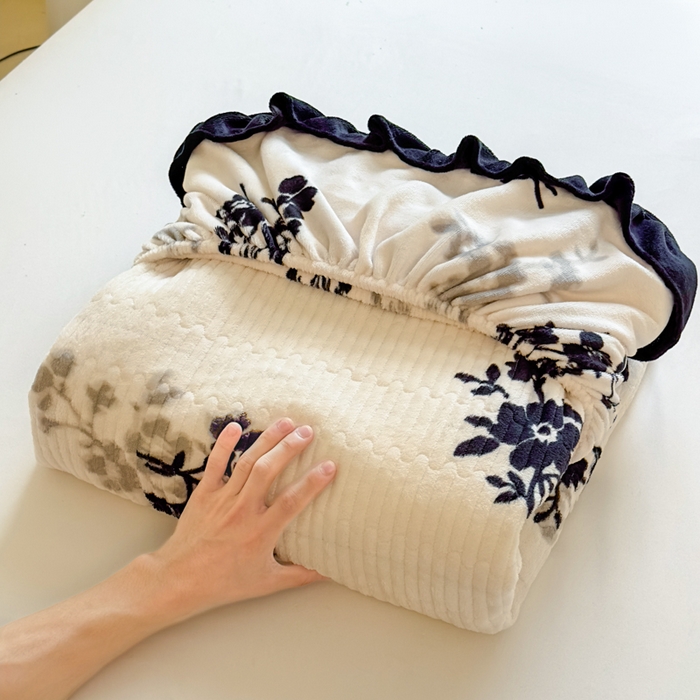 91家纺网 家纺一手货源 找家纺 欣宜家纺 2025秋冬新款韩版牛奶绒床笠法式花边床罩床垫保护套 莫里斯