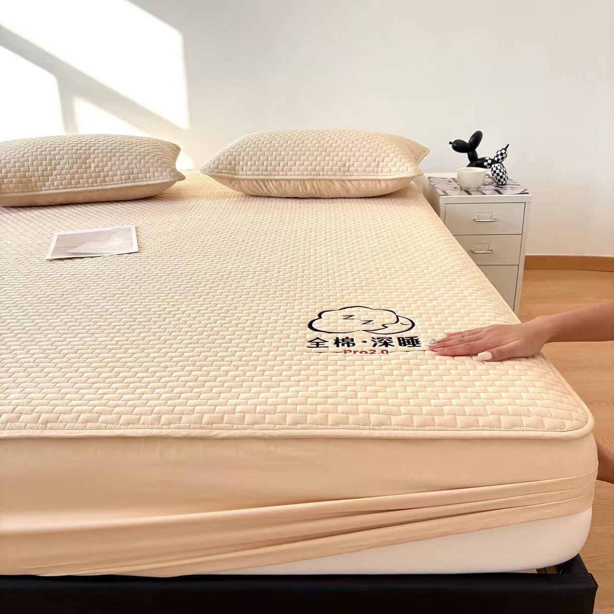 91家纺网 家纺一手货源 找家纺 居眠 2026新款莱尔-全棉深睡夹棉床笠 莱尔-卡