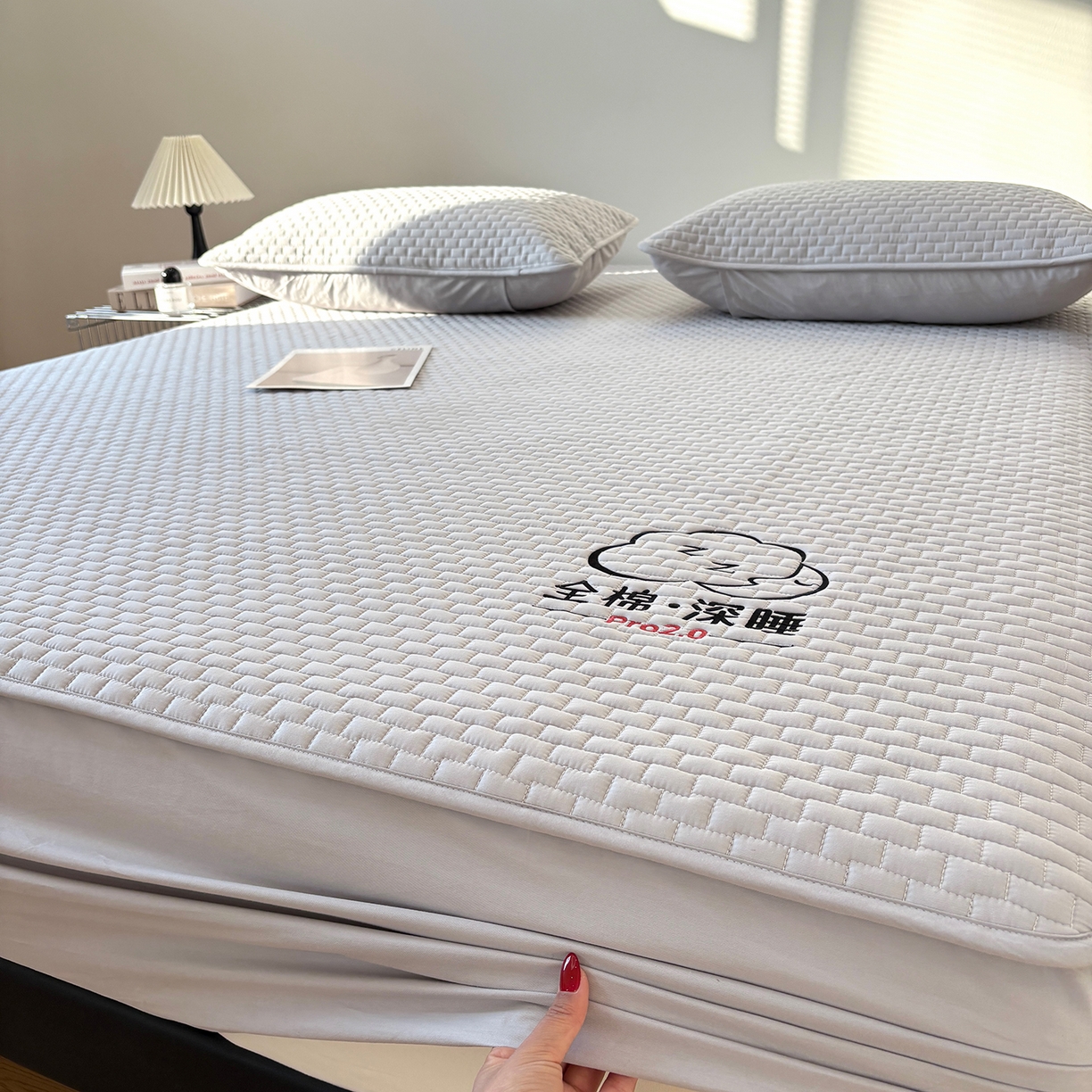 91家纺网 家纺一手货源 找家纺 居眠 2026新款莱尔-全棉深睡夹棉床笠 莱尔-灰