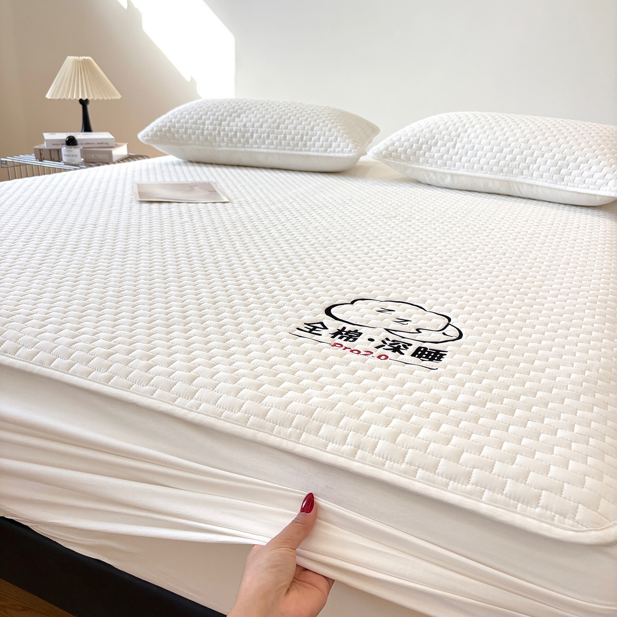 91家纺网 家纺一手货源 找家纺 居眠 2026新款莱尔-全棉深睡夹棉床笠 莱尔-白