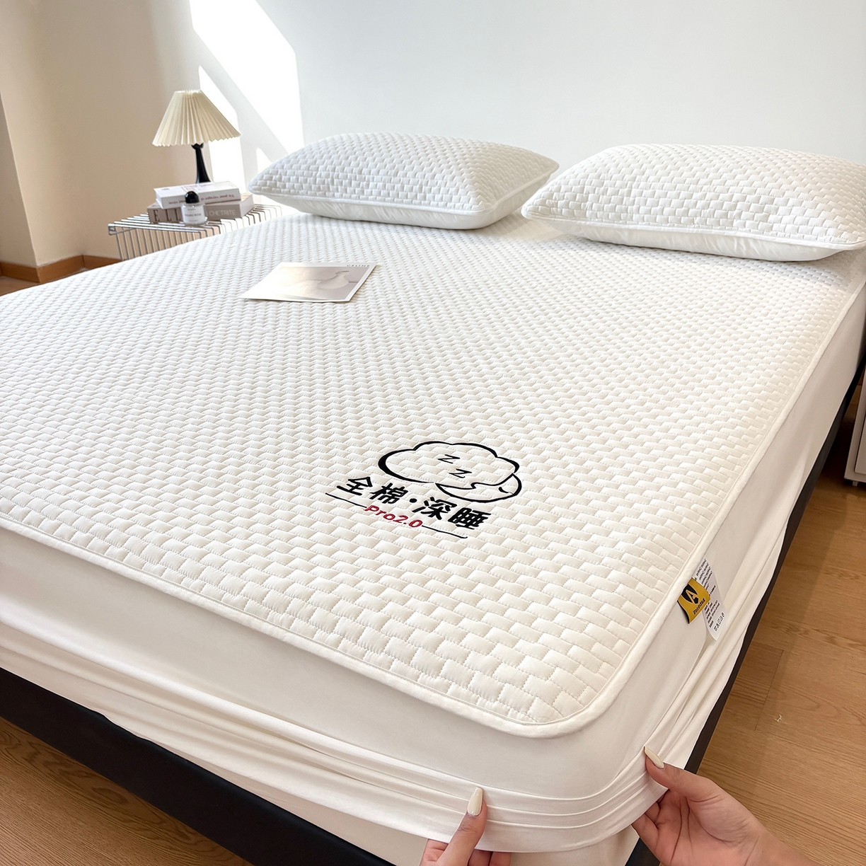 91家纺网 家纺一手货源 找家纺 居眠 2026新款莱尔-全棉深睡夹棉床笠 莱尔-白