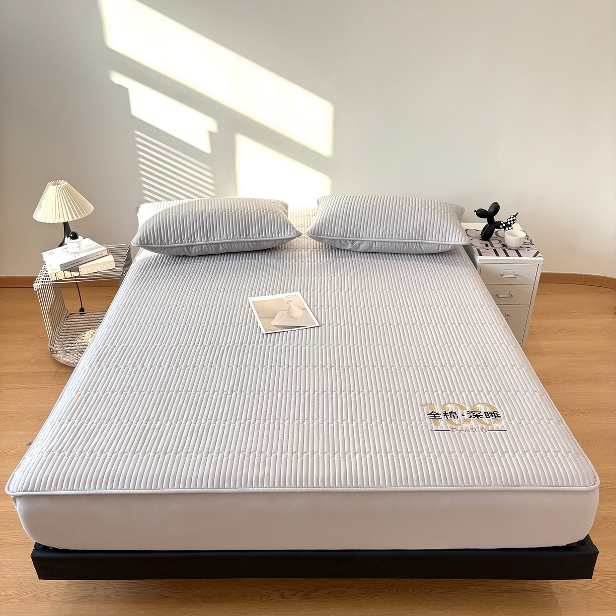 91家纺网 家纺一手货源 找家纺 居眠 2026新款卡米-100全棉深睡夹棉床笠 卡米-灰