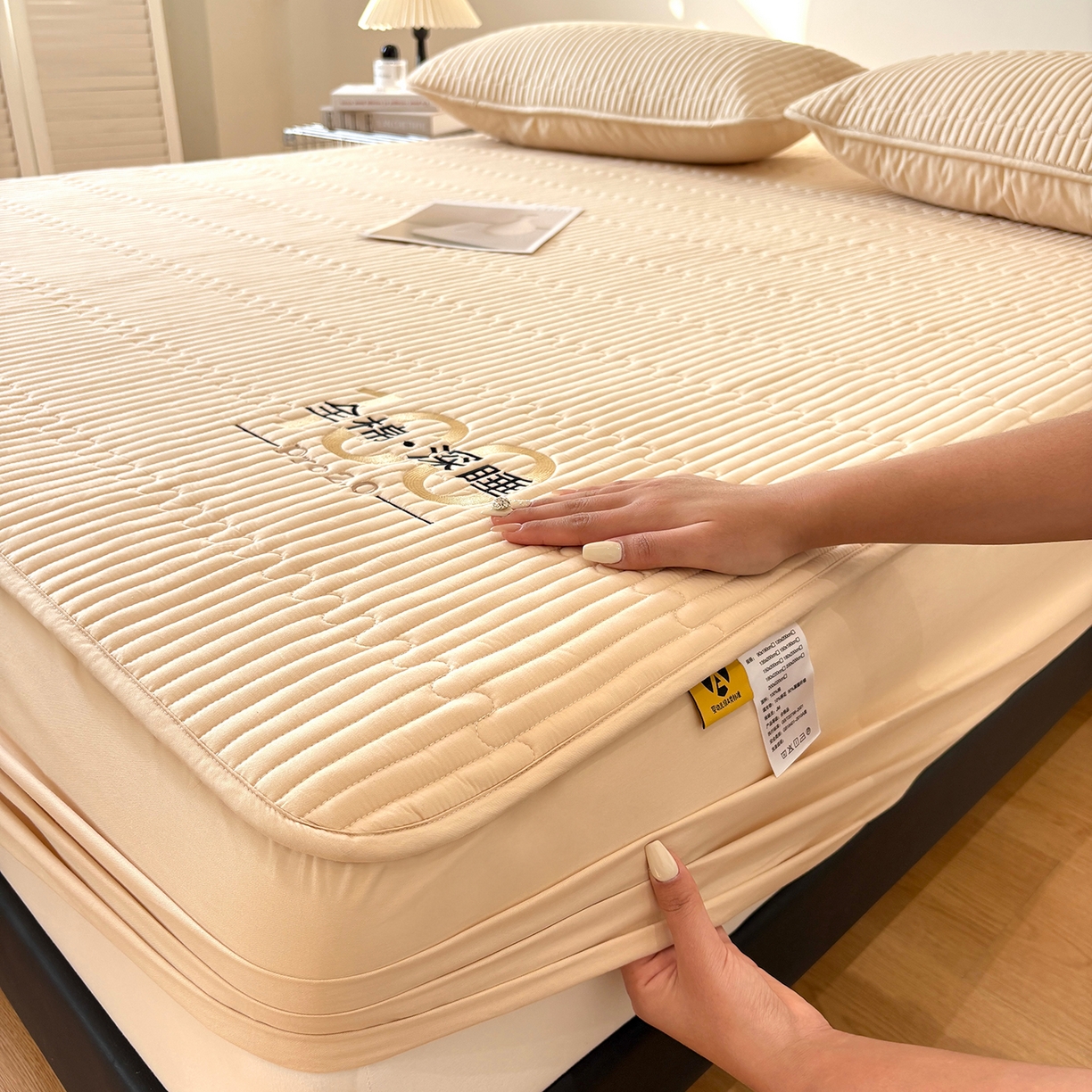 91家纺网 家纺一手货源 找家纺 居眠 2026新款卡米-100全棉深睡夹棉床笠 卡米-卡