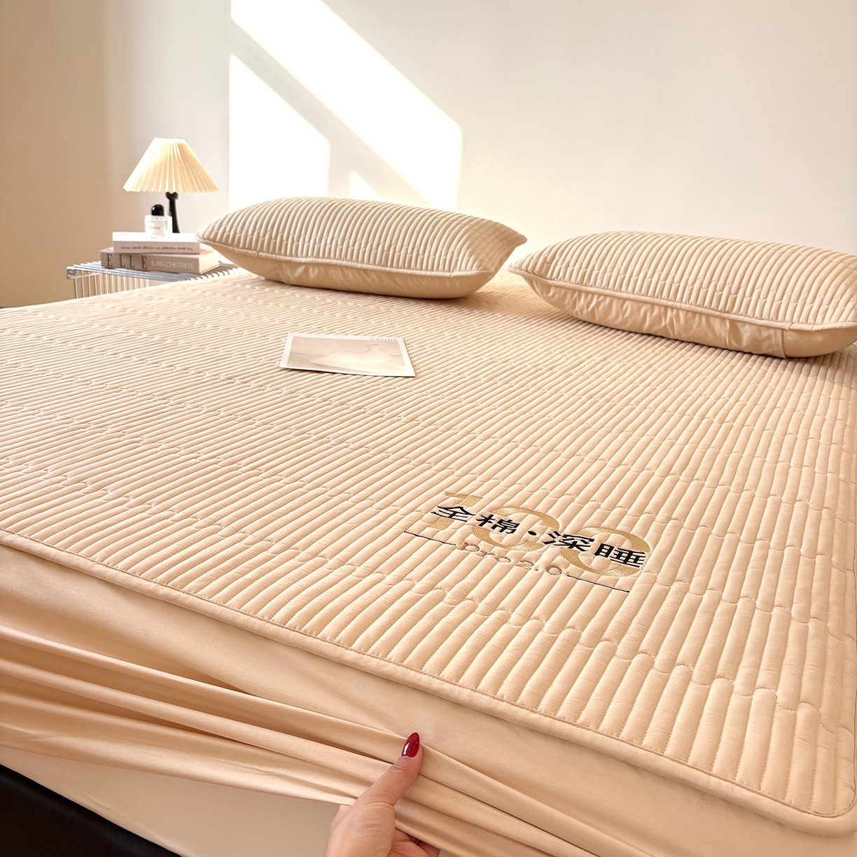 91家纺网 家纺一手货源 找家纺 居眠 2026新款卡米-100全棉深睡夹棉床笠 卡米-卡