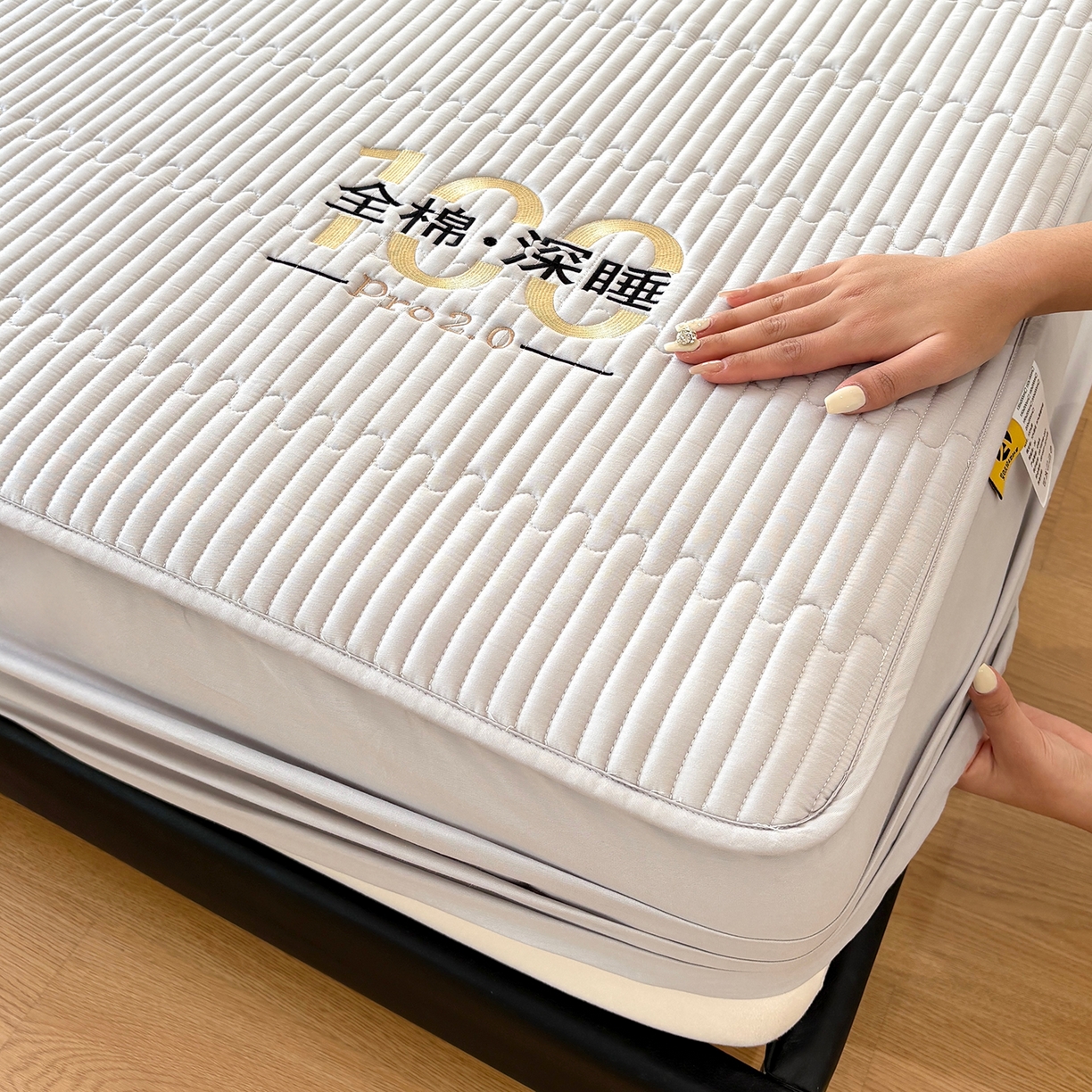 91家纺网 家纺一手货源 找家纺 居眠 2026新款卡米-100全棉深睡夹棉床笠 卡米-灰