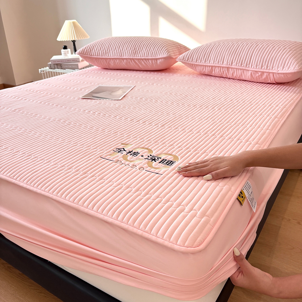 91家纺网 家纺一手货源 找家纺 居眠 2026新款卡米-100全棉深睡夹棉床笠 卡米-粉