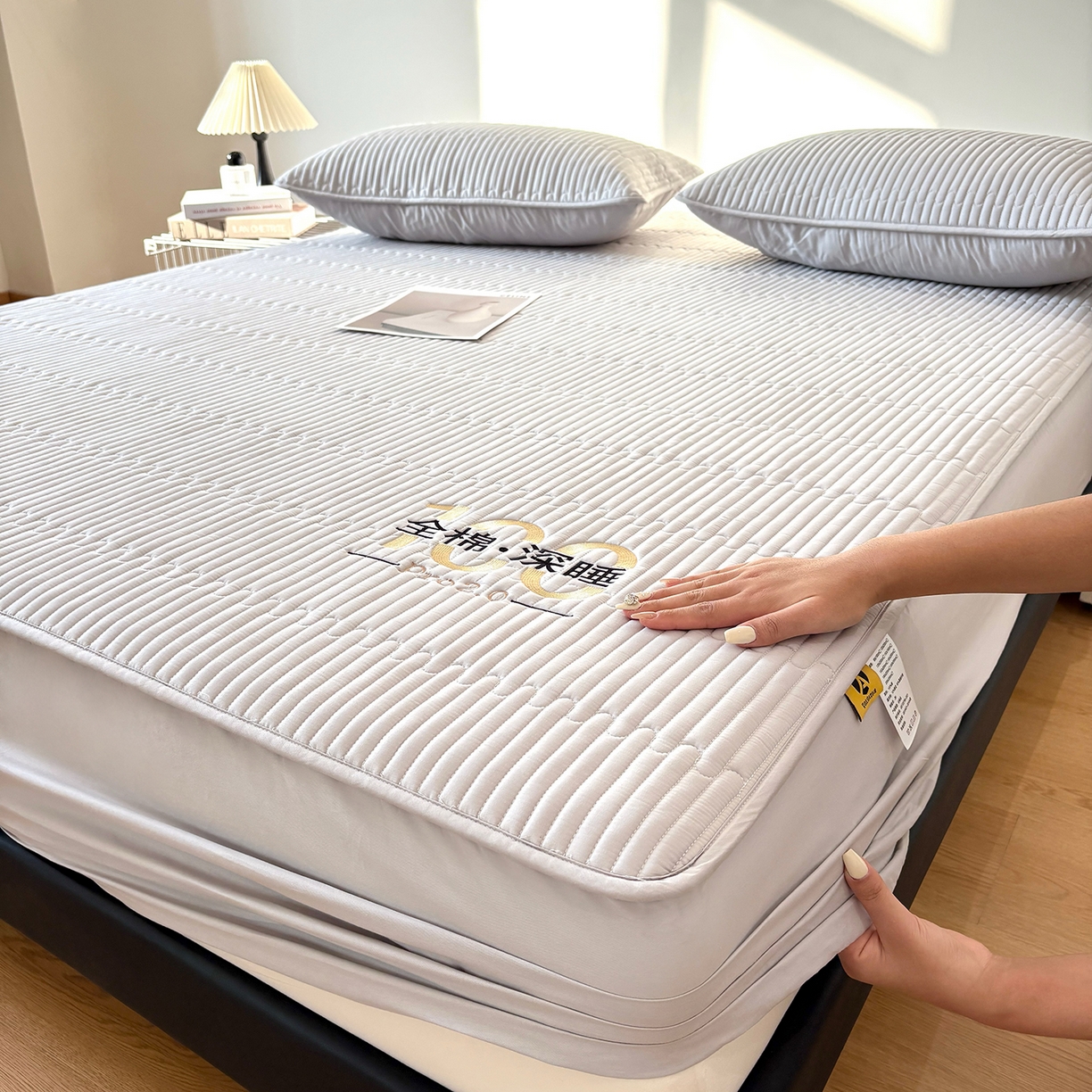 91家纺网 家纺一手货源 找家纺 居眠 2026新款卡米-100全棉深睡夹棉床笠 卡米-灰