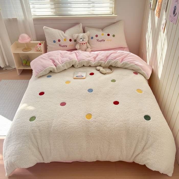 欣宜家纺 2025新款ins风200克羊羔绒毛巾绣牛奶绒四件套加厚保暖床单被套宿舍三件套 彩虹豆