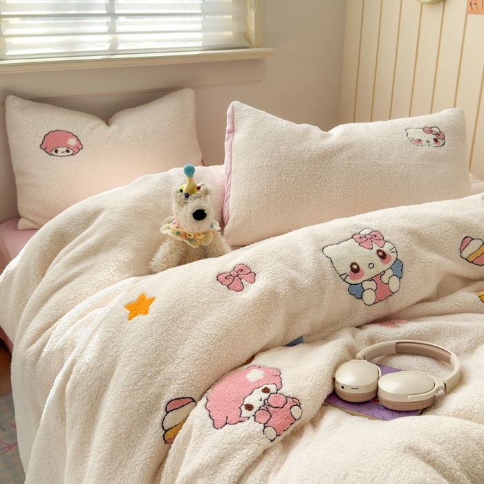 91家纺网 家纺一手货源 找家纺 欣宜家纺 2025新款ins风200克羊羔绒毛巾绣牛奶绒四件套加厚保暖床单被套宿舍三件套 萌宠猫