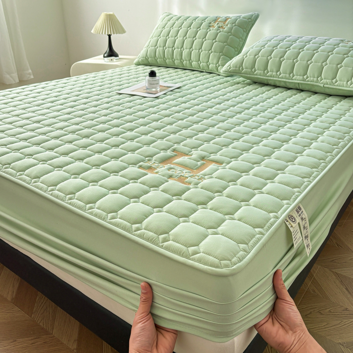 居眠 2026新款H款刺绣夹棉床笠 绿色