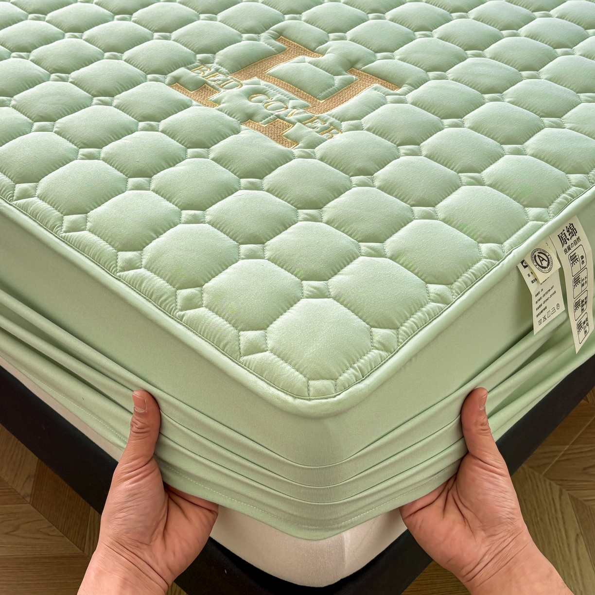 91家纺网 家纺一手货源 找家纺 居眠 2026新款H款刺绣夹棉床笠 绿色