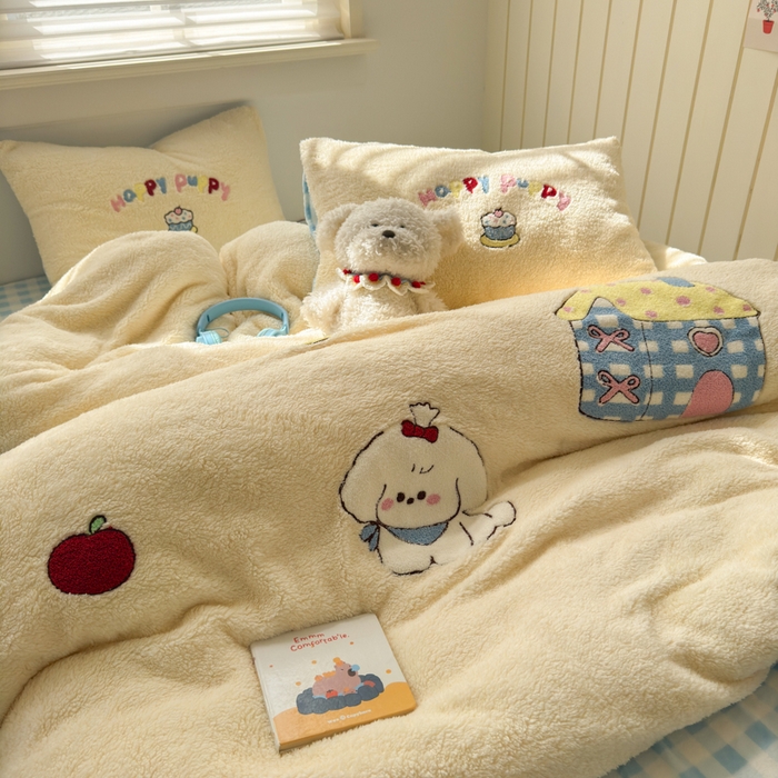 91家纺网 家纺一手货源 找家纺 欣宜家纺 2025新款ins风200克羊羔绒毛巾绣牛奶绒四件套加厚保暖床单被套宿舍三件套 小狗的家