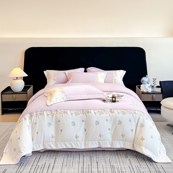 91家纺网 家纺一手货源 找家纺 （总）欣宜家纺 2025秋冬爆款新品A类230克全消光牛奶绒绣花四件套