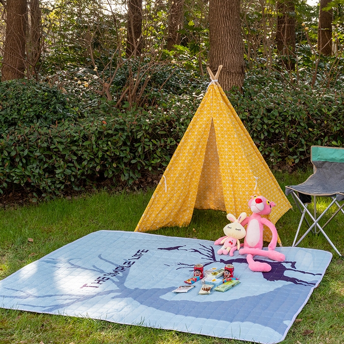 91家纺网 家纺一手货源 找家纺 欣宜家纺 2025新款ins风加厚绗缝防泼水野餐垫 北欧鹿