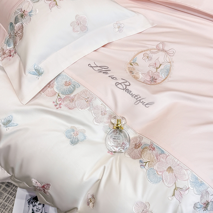 91家纺网 家纺一手货源 找家纺 （总）欣宜家纺 2026春夏新款A类60支长绒棉刺绣四件套--蝶纷飞系列