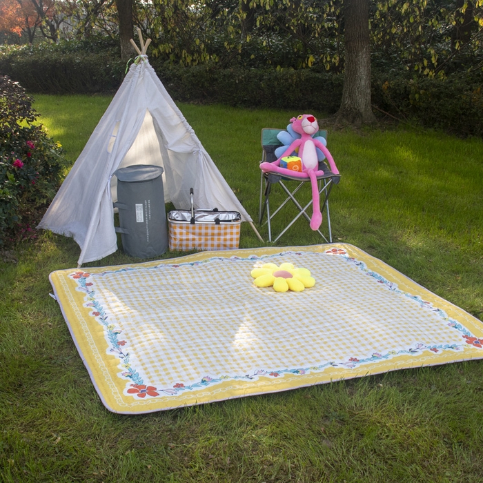 91家纺网 家纺一手货源 找家纺 欣宜家纺 2025新款ins风加厚绗缝防泼水野餐垫 花开