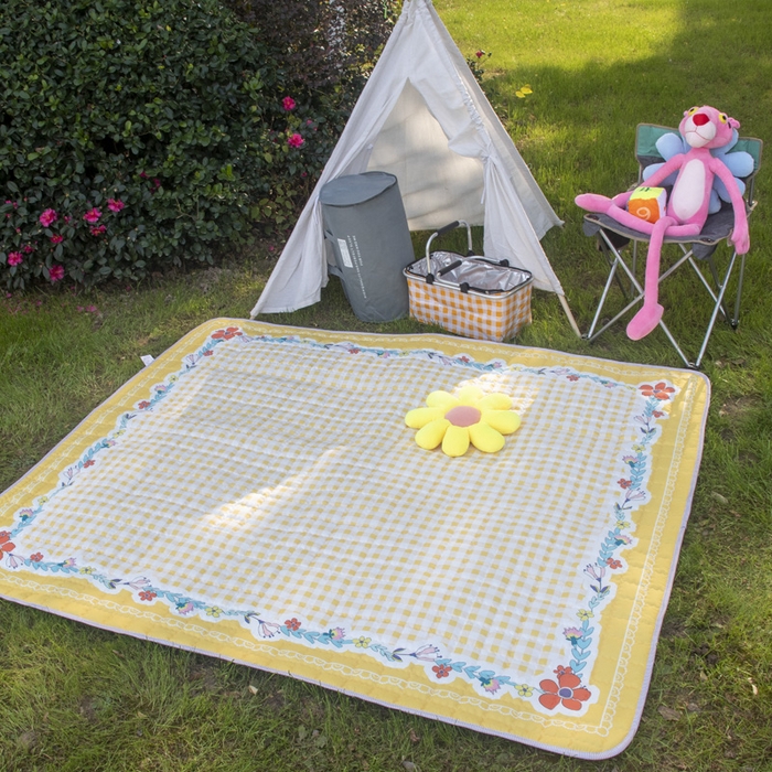 91家纺网 家纺一手货源 找家纺 欣宜家纺 2025新款ins风加厚绗缝防泼水野餐垫 花开