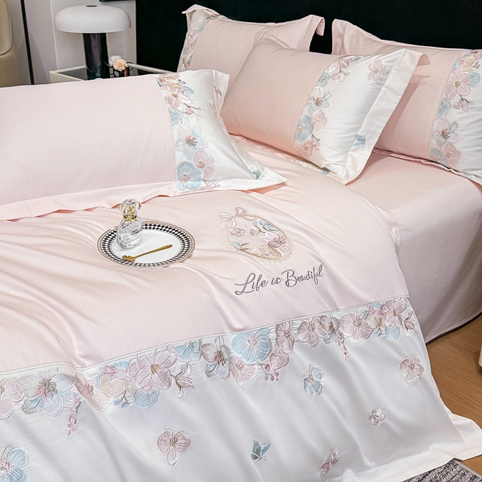 91家纺网 家纺一手货源 找家纺 欣宜家纺 2026春夏新款A类60支长绒棉刺绣四件套--蝶纷飞系列 蝶纷飞-粉