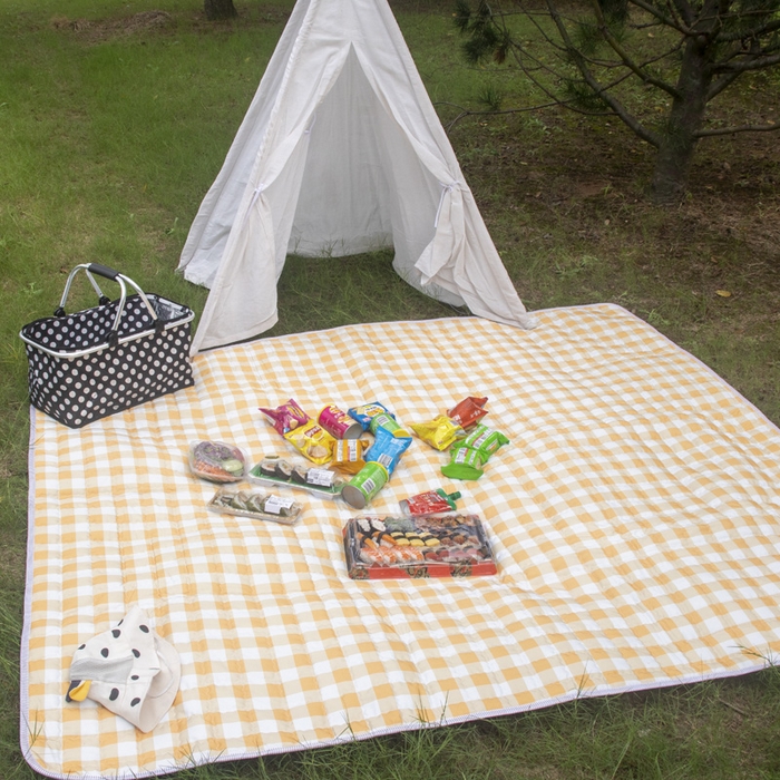 91家纺网 家纺一手货源 找家纺 欣宜家纺 2025新款ins风加厚绗缝防泼水野餐垫 黄白格