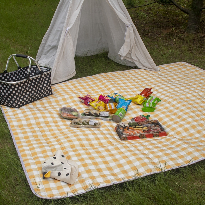 91家纺网 家纺一手货源 找家纺 欣宜家纺 2025新款ins风加厚绗缝防泼水野餐垫 黄白格