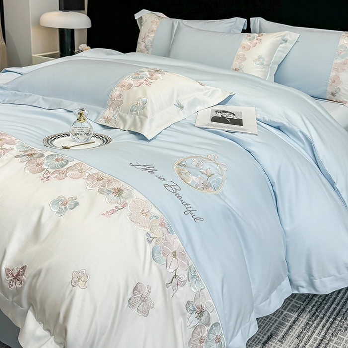 91家纺网 家纺一手货源 找家纺 欣宜家纺 2026春夏新款A类60支长绒棉刺绣四件套--蝶纷飞系列 蝶纷飞-蓝