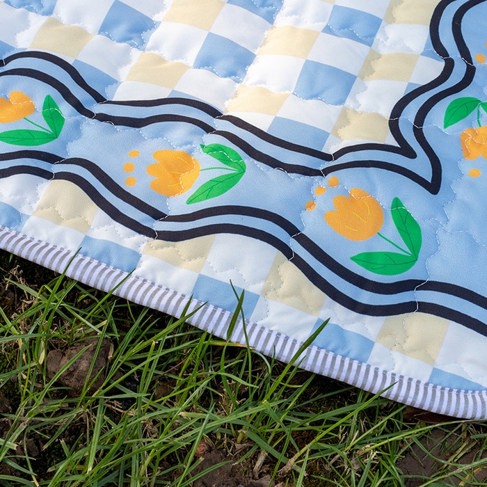 91家纺网 家纺一手货源 找家纺 欣宜家纺 2025新款ins风加厚绗缝防泼水野餐垫 黄蓝格