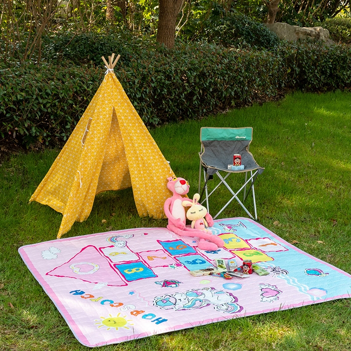 91家纺网 家纺一手货源 找家纺 欣宜家纺 2025新款ins风加厚绗缝防泼水野餐垫 跳房子粉