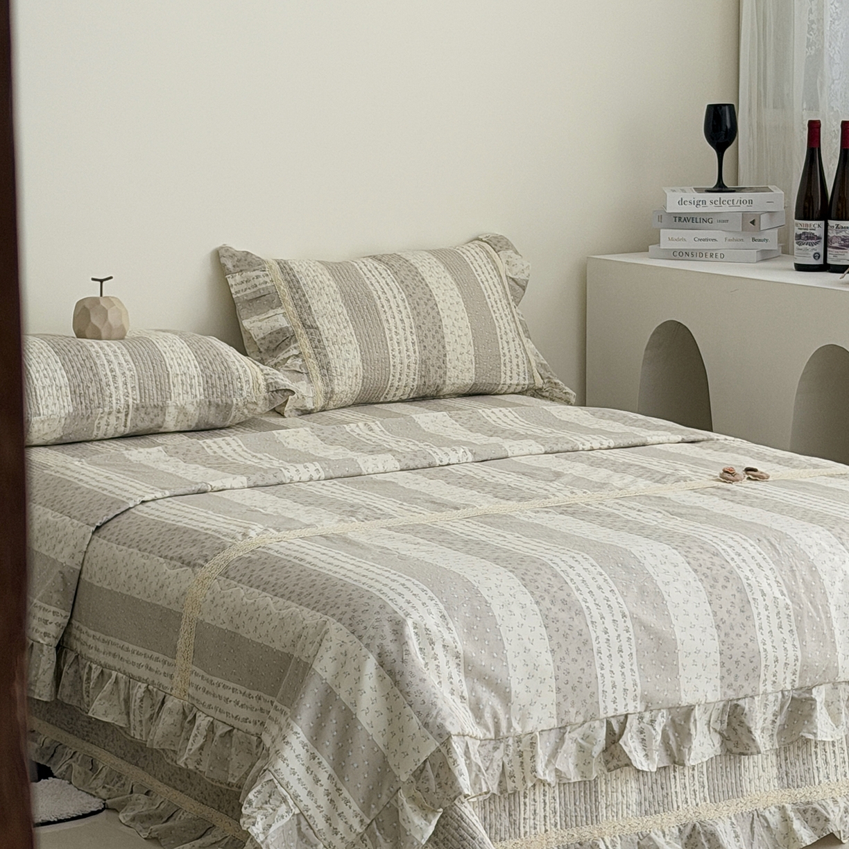 91家纺网 家纺一手货源 找家纺 佰织鑫家居 2026新款韩系花边款全棉砂洗多功能四件套夏被四件套（会员-5） 思意绵绵