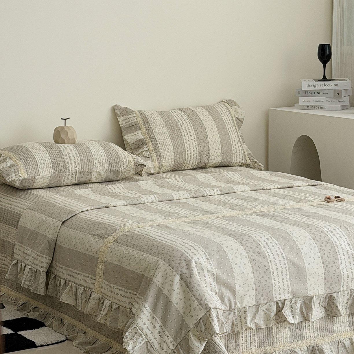 91家纺网 家纺一手货源 找家纺 佰织鑫家居 2026新款韩系花边款全棉砂洗多功能四件套夏被四件套（会员-5） 思意绵绵