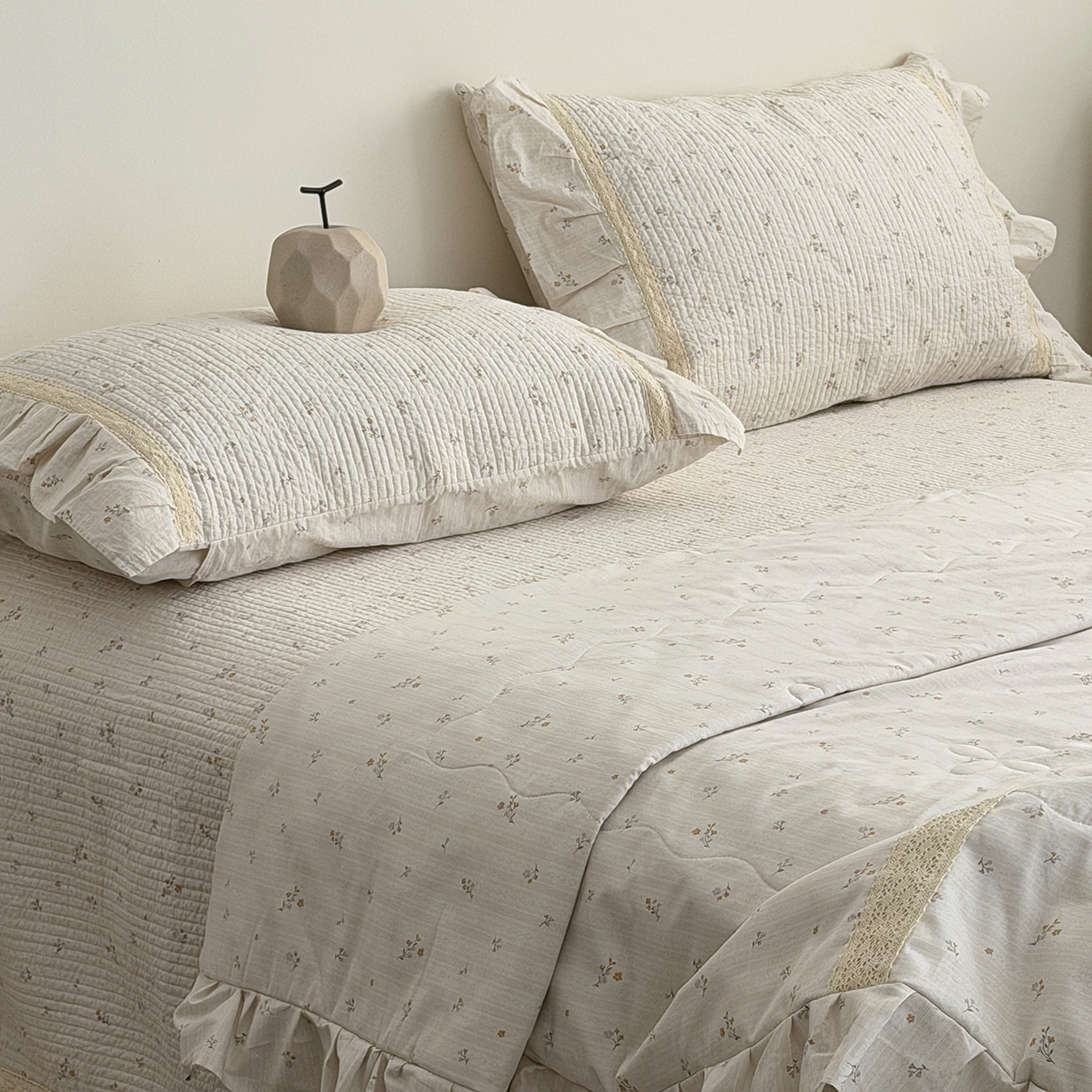 91家纺网 家纺一手货源 找家纺 佰织鑫家居 2026新款韩系花边款全棉砂洗多功能四件套夏被四件套（会员-5） 洛伊
