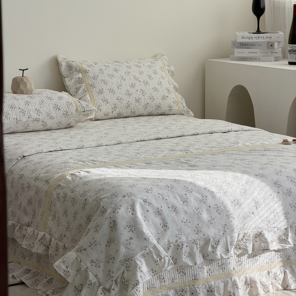 91家纺网 家纺一手货源 找家纺 佰织鑫家居 2026新款韩系花边款全棉砂洗多功能四件套夏被四件套（会员-5） 南山雏菊