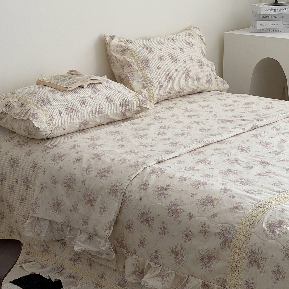 91家纺网 家纺一手货源 找家纺 佰织鑫家居 2026新款韩系花边款全棉砂洗多功能四件套夏被四件套（会员-5） 悠悠花园