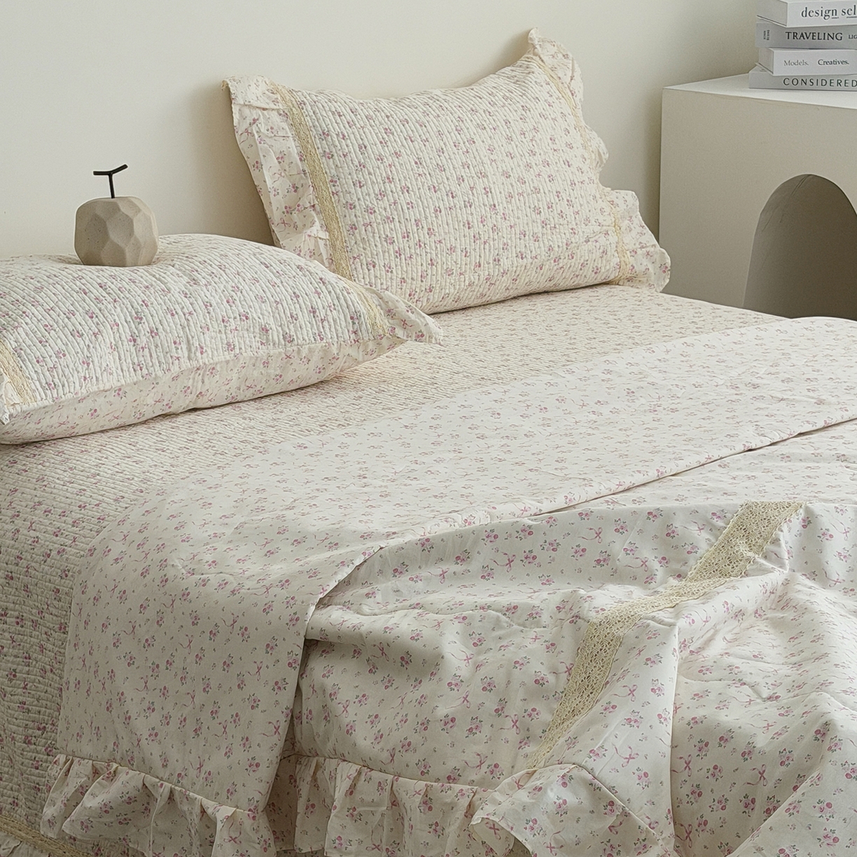 91家纺网 家纺一手货源 找家纺 佰织鑫家居 2026新款韩系花边款全棉砂洗多功能四件套夏被四件套（会员-5） 宛如初见