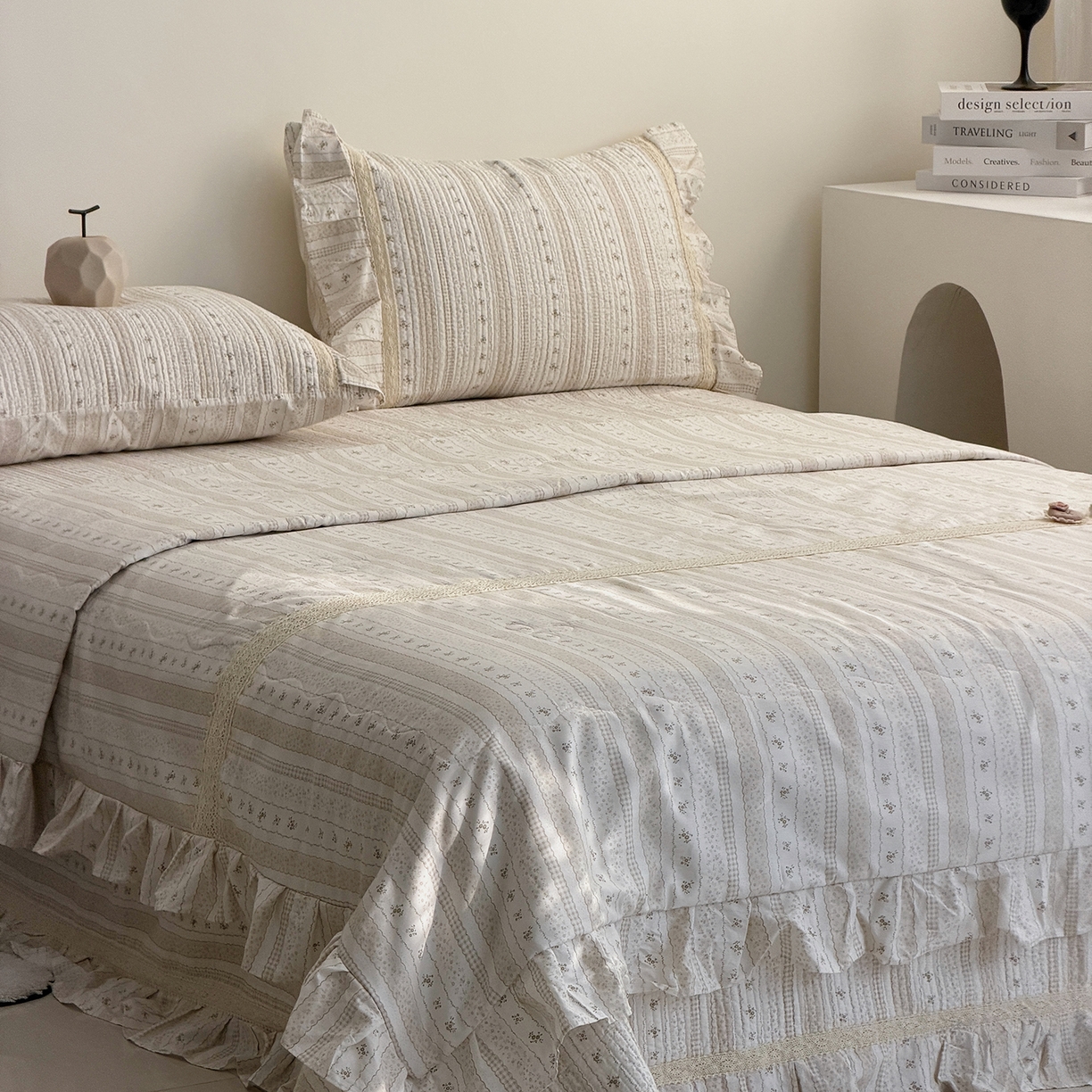 91家纺网 家纺一手货源 找家纺 佰织鑫家居 2026新款韩系花边款全棉砂洗多功能四件套夏被四件套（会员-5） 小柔花夕