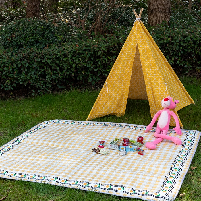 91家纺网 家纺一手货源 找家纺 欣宜家纺 2025新款ins风加厚绗缝防泼水野餐垫 郁金香