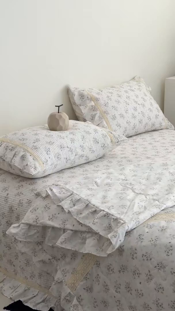 91家纺网 家纺一手货源 找家纺 佰织鑫家居 2026新款韩系花边款全棉砂洗多功能四件套夏被四件套（会员-5） 南山雏菊