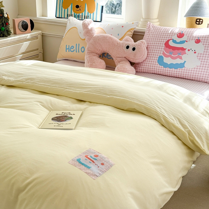 91家纺网 家纺一手货源 找家纺 温眠家纺 2025新款水洗云朵棉（高克重）数码布标四件套 甜心小狗